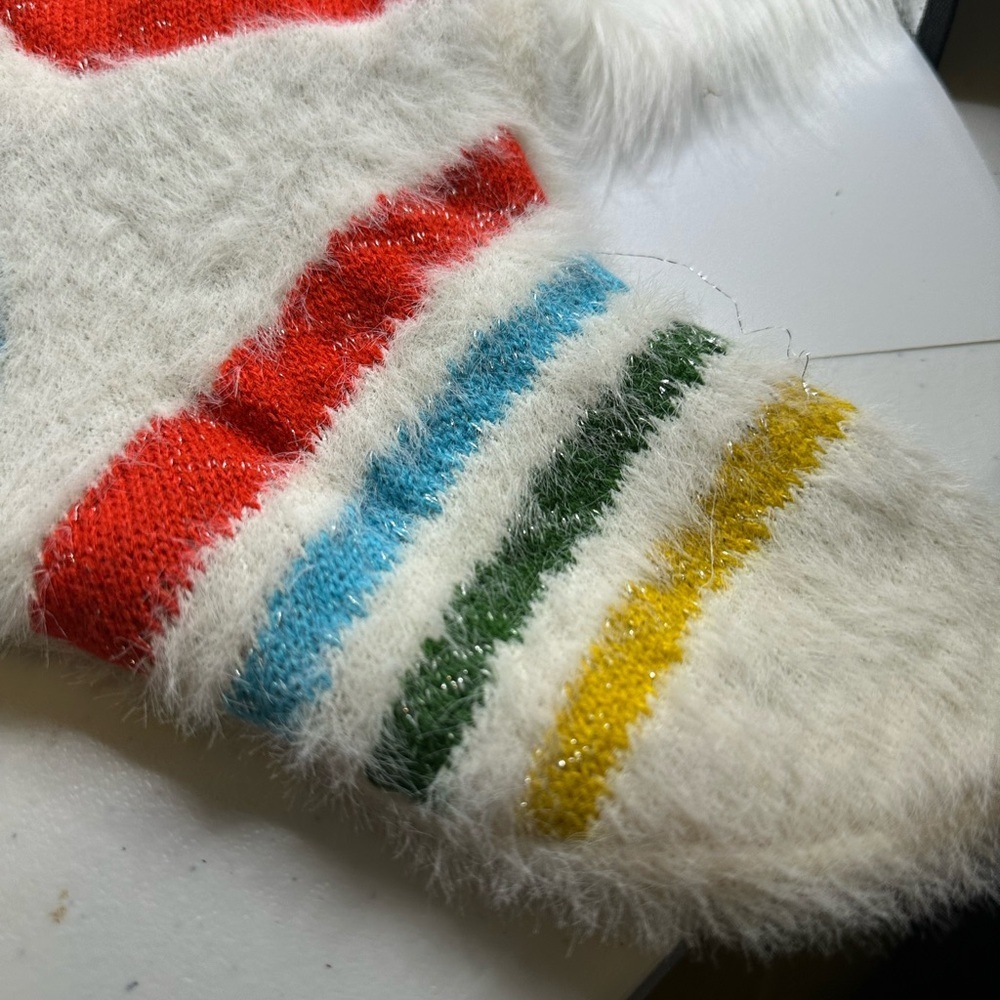 🩷5/$10 PET Colorful Fuzzy stocking - Picture 2 of 7